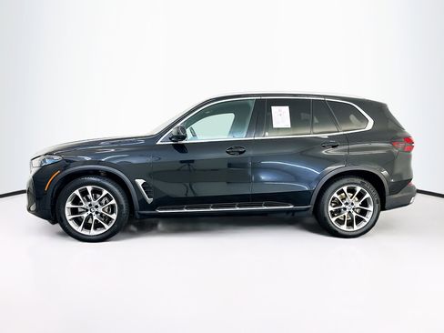 Used 2024 BMW X5 xDrive40i image 4