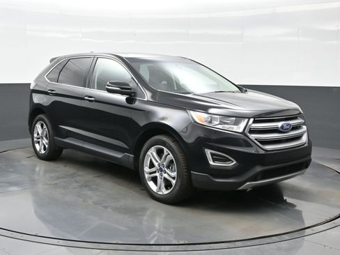 Used 2017 Ford Edge Titanium w/ Canadian Touring Package image 8