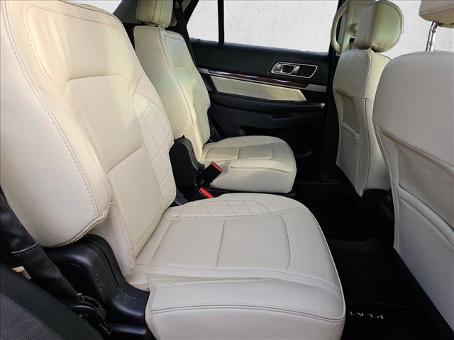 Used 2017 Ford Explorer Platinum AWD/4WD image 23