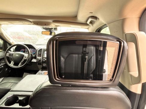 Certified 2018 Ford Expedition Max Platinum image 31