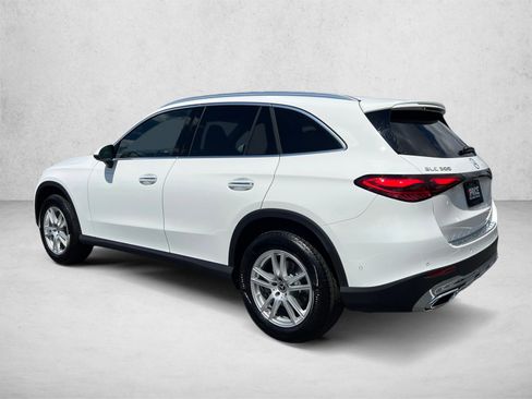 Certified 2026 Mercedes-Benz GLC 300 4MATIC image 7