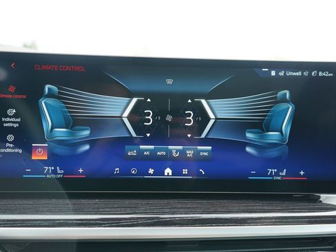 New 2026 BMW X5 xDrive50e w/ M Sport Package image 18