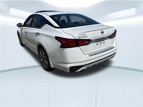 Used 2021 Nissan Altima 2.5 SL FWD image 8