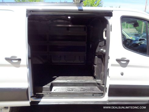 Used 2019 Ford Transit 250 130 Low Roof RWD image 26