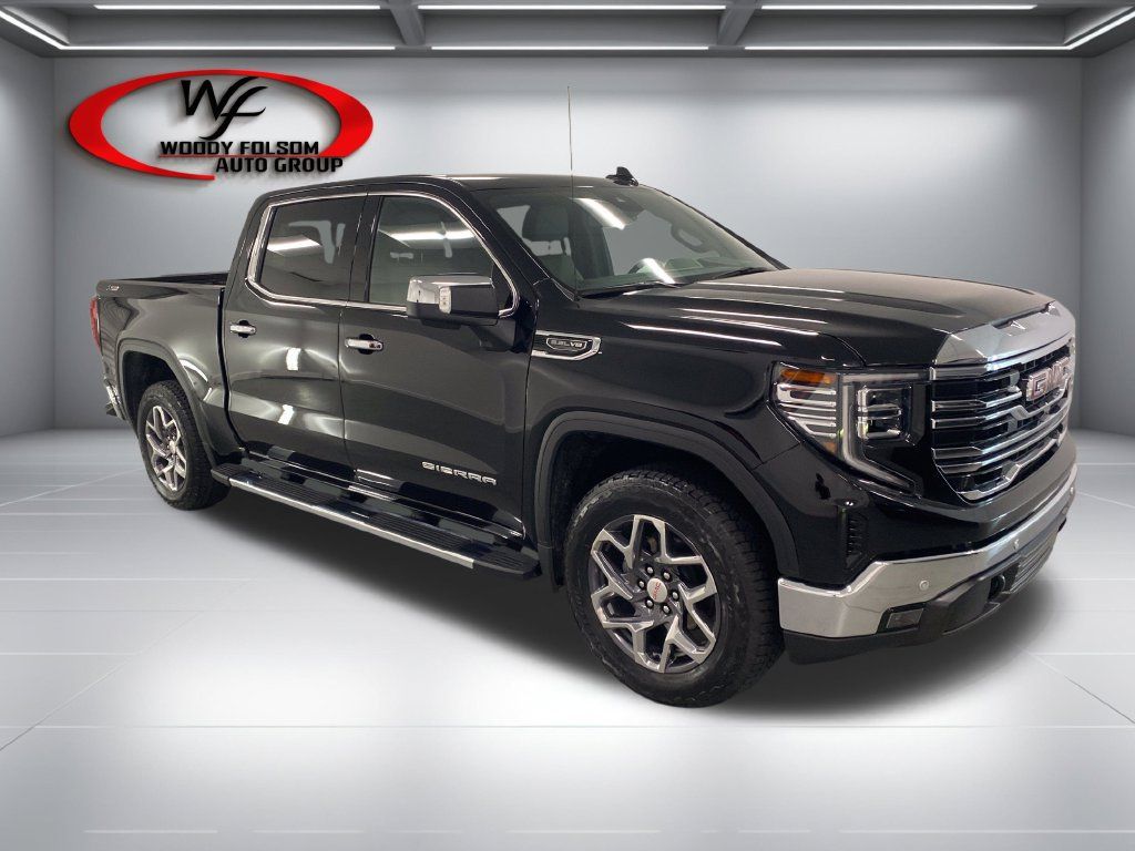 Used 2025 GMC Sierra 1500 SLT w/ SLT Premium Plus Package AWD/4WD image 3