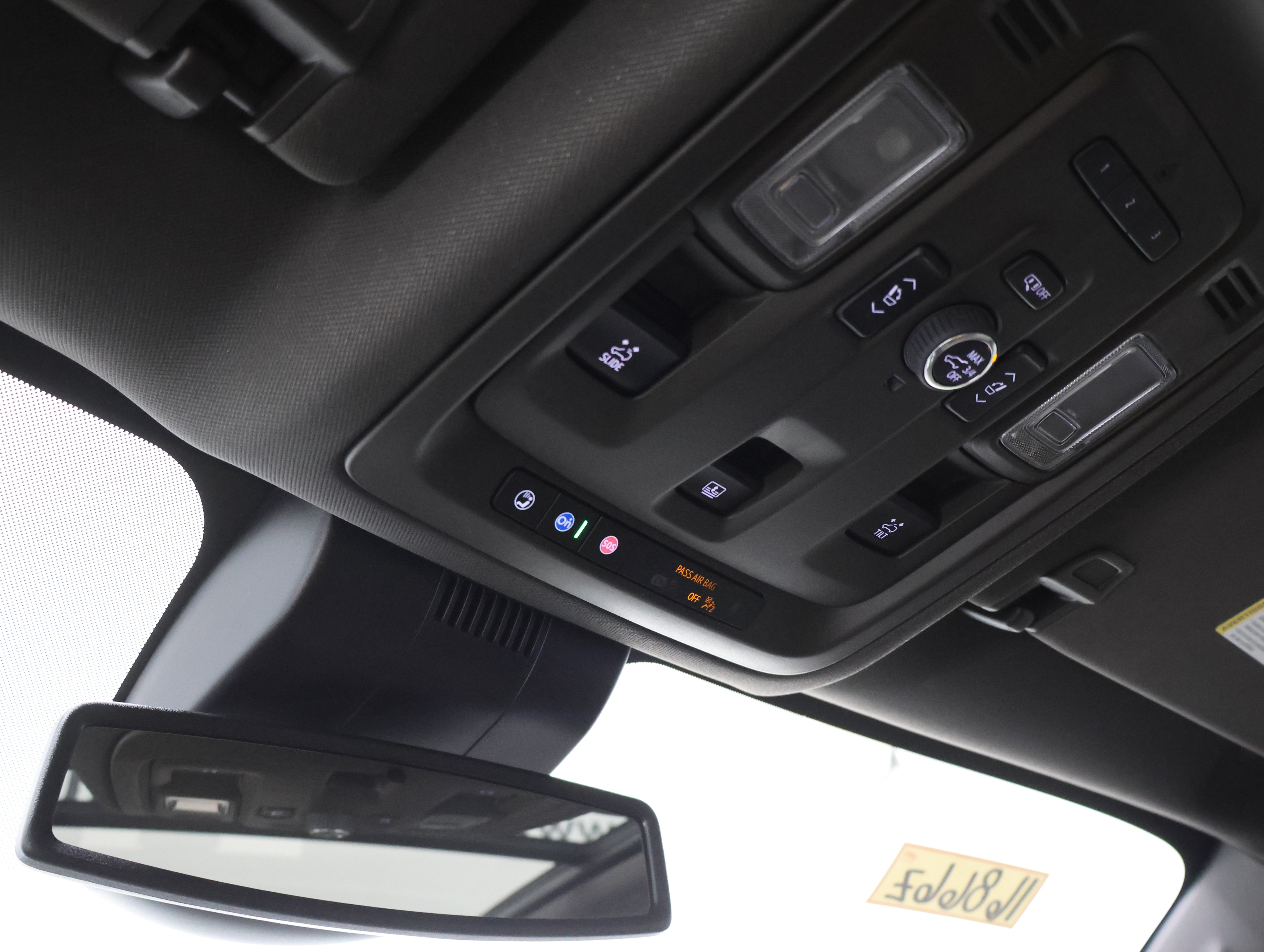 Used 2023 GMC Yukon SLT AWD/4WD image 14