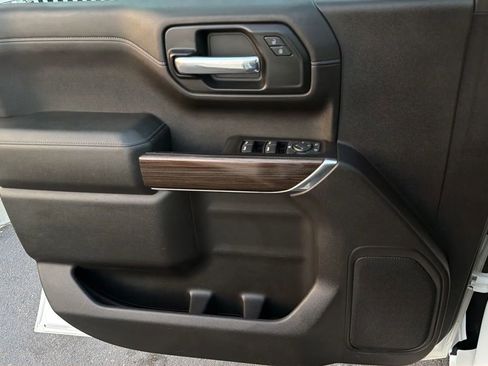 Used 2020 Chevrolet Silverado 1500 LT w/ All-Star Edition AWD/4WD image 15