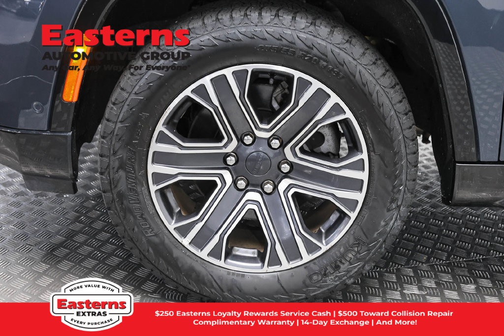 Used 2024 Jeep Wagoneer Series II AWD/4WD image 36