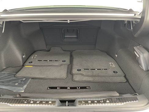 Used 2026 Lexus ES 350h w/ Convenience Package FWD image 34