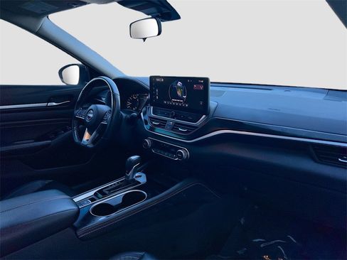 Used 2023 Nissan Altima 2.0 SR image 30