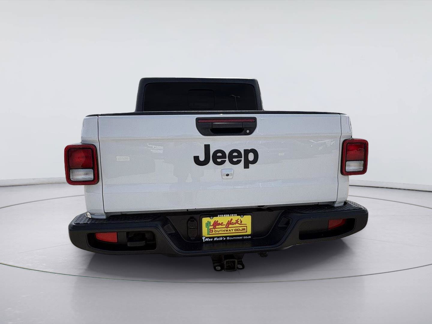 Used 2022 Jeep Gladiator Sport AWD/4WD image 2