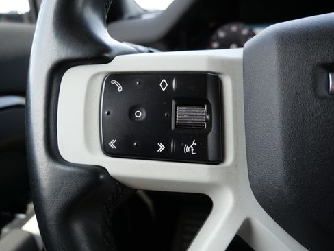 Used 2023 Land Rover Defender 110 S AWD/4WD image 21