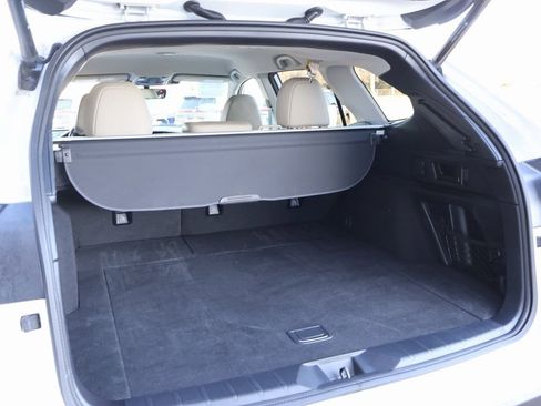 Used 2023 Subaru Outback Limited image 16