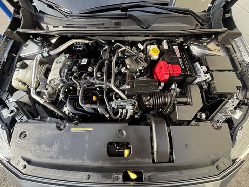 Used 2025 Nissan Sentra SV image 37