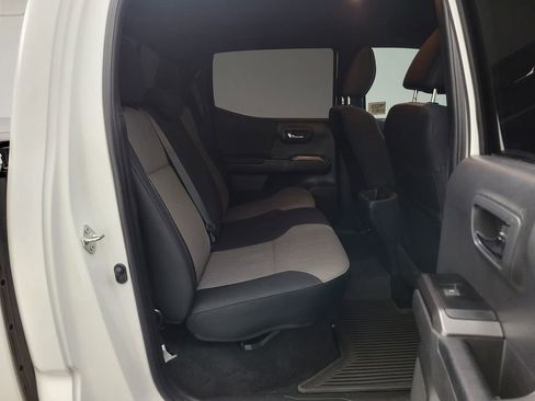 Used 2023 Toyota Tacoma TRD Off-Road image 22