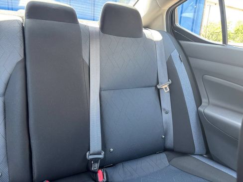 Used 2025 Nissan Versa SV FWD image 35