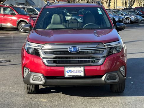 New 2025 Subaru Forester Limited image 9