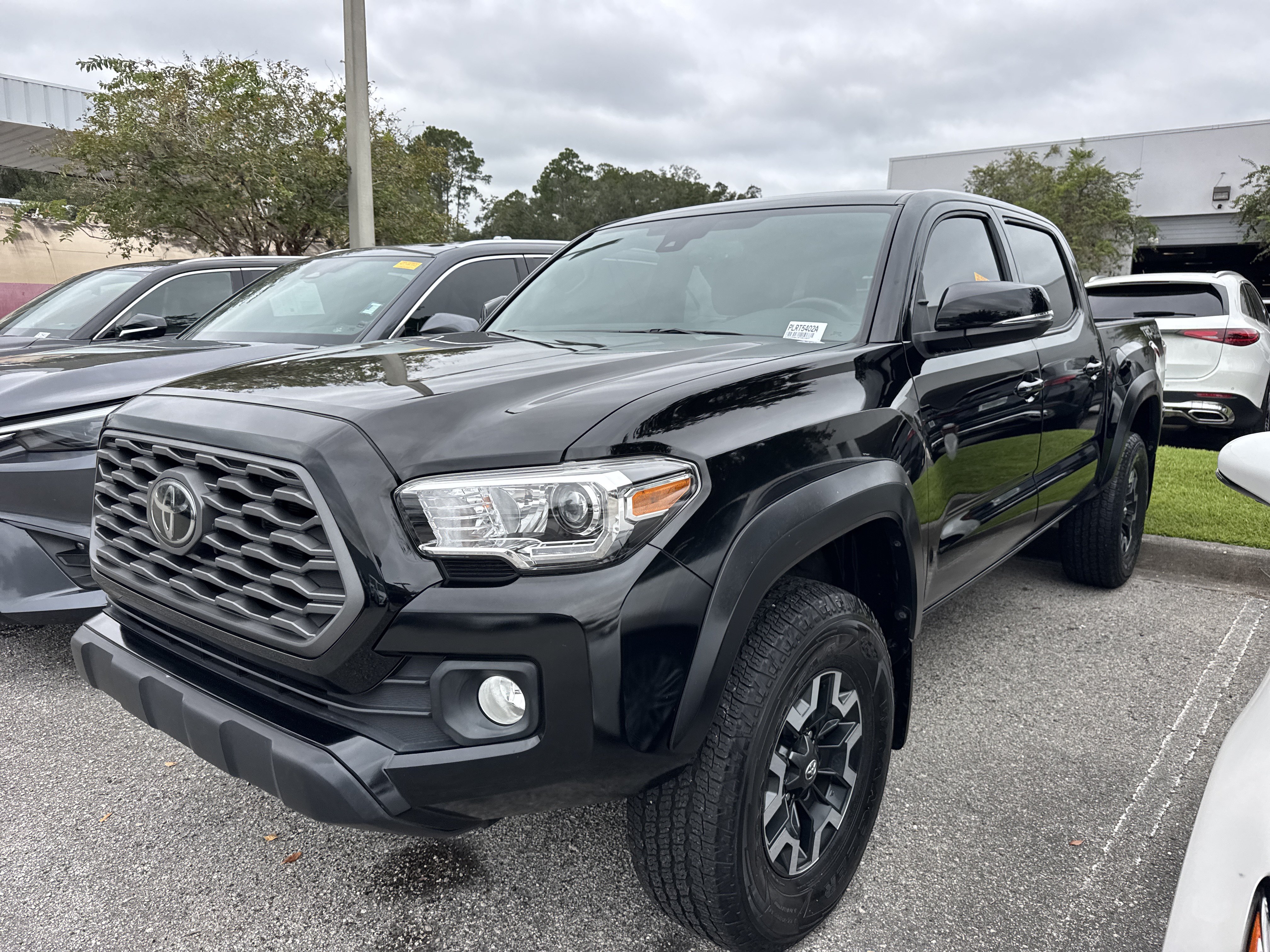 Used 2021 Toyota Tacoma TRD Off-Road AWD/4WD image 4