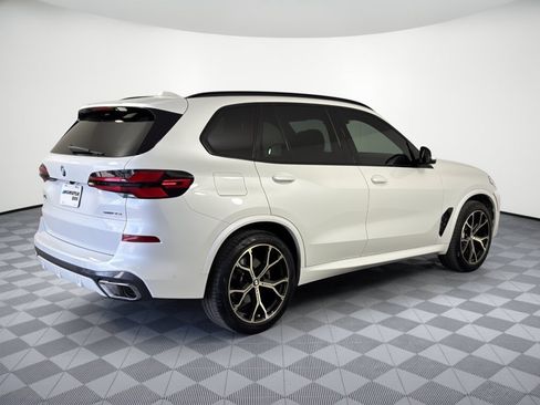 Used 2024 BMW X5 sDrive40i w/ M Sport Package RWD image 9