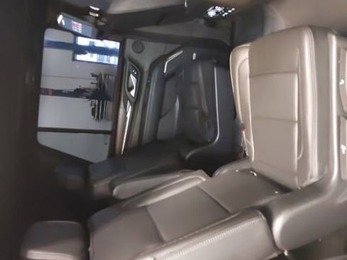 Used 2022 GMC Yukon Denali w/ Denali Ultimate Package AWD/4WD image 38
