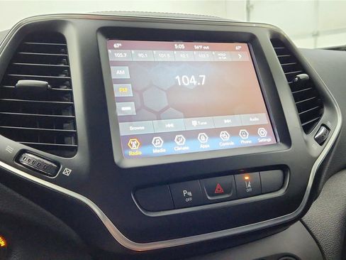 Used 2022 Jeep Cherokee Latitude Lux image 35