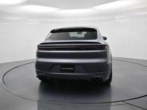 New 2026 Porsche Cayenne Turbo image 30
