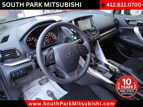 Used 2022 Mitsubishi Eclipse Cross ES image 12