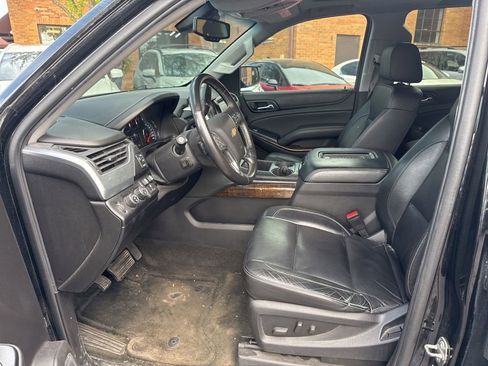 Used 2016 Chevrolet Suburban LT AWD/4WD image 13