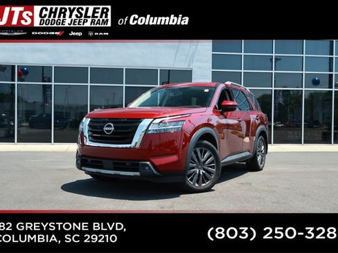Used 2022 Nissan Pathfinder SL w/ SL Premium Package FWD image 1