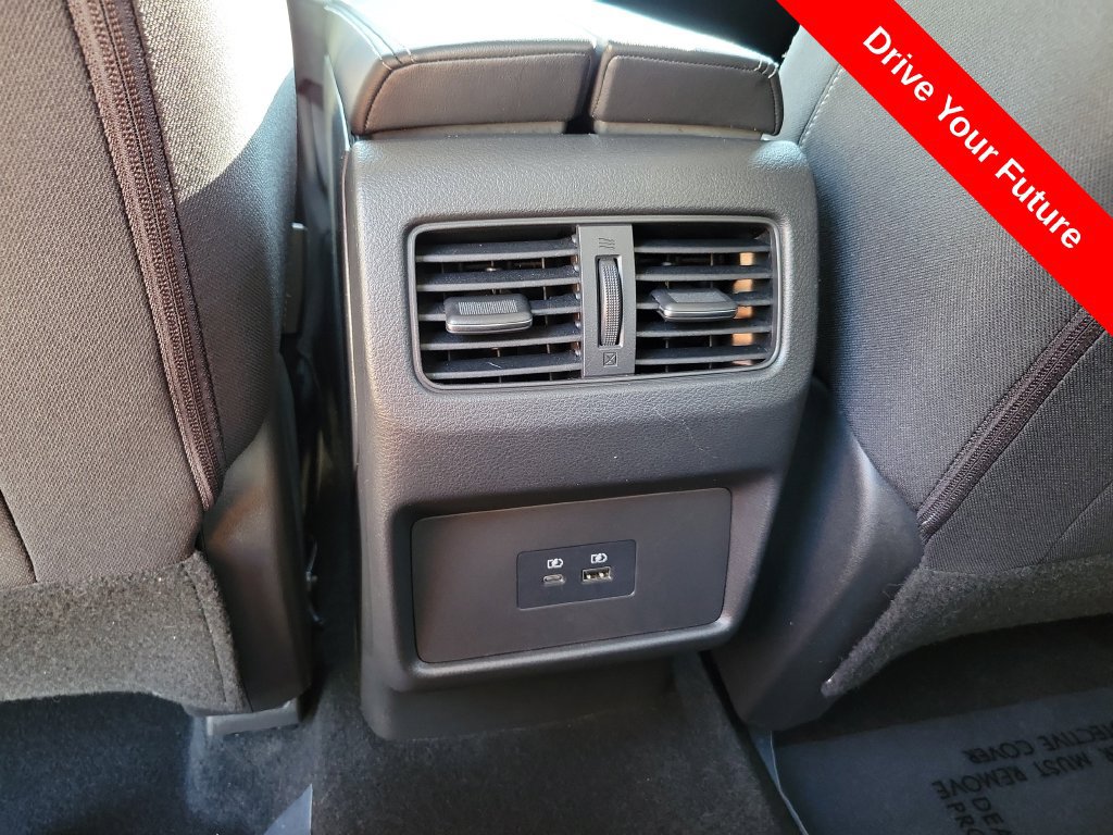 Used 2021 Nissan Rogue SV FWD image 21