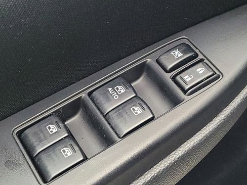 Used 2014 Subaru Outback 2.5i Premium image 27