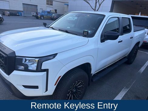 Used 2022 Nissan Frontier S image 3