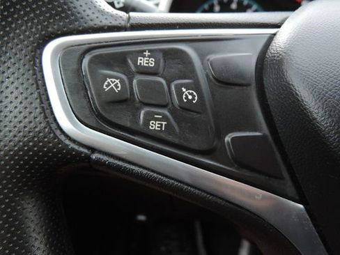 Used 2022 Chevrolet Malibu LS image 26