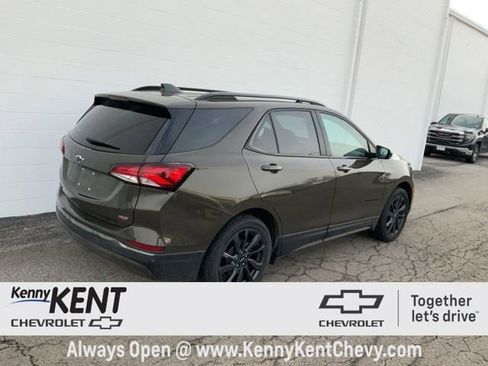 Used 2023 Chevrolet Equinox RS image 4