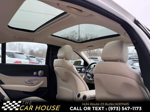 Used 2017 Mercedes-Benz E 300 4MATIC image 23
