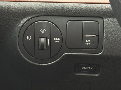 Used 2011 Hyundai Veracruz Limited image 22