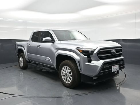 Used 2026 Toyota Tacoma SR5 RWD image 50