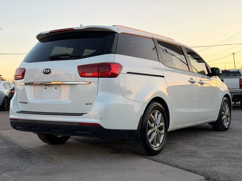 Used 2020 Kia Sedona EX image 3