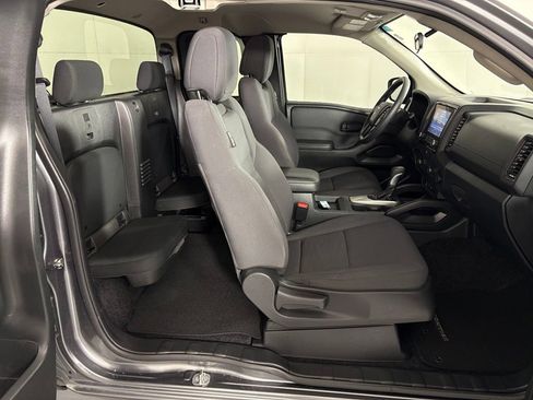 Used 2022 Nissan Frontier S w/ Technology Package RWD image 43