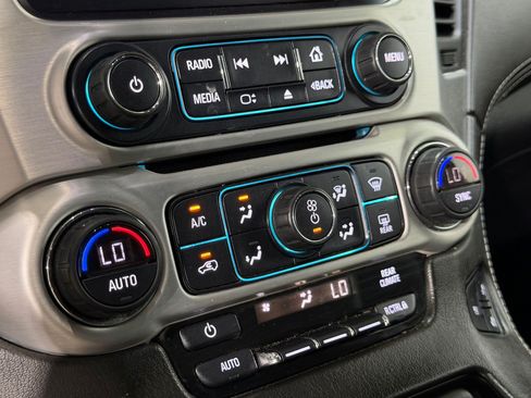 Used 2020 GMC Yukon SLT AWD/4WD image 15