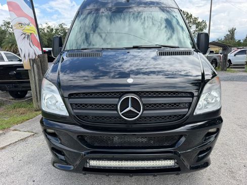 Used 2012 Mercedes-Benz Sprinter 2500 image 2
