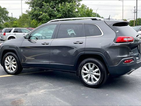 Used 2016 Jeep Cherokee Limited AWD/4WD image 13