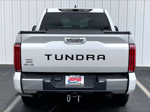 Used 2024 Toyota Tundra Limited AWD/4WD image 4