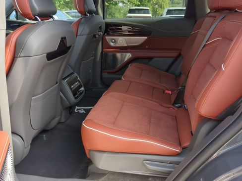 New 2025 Lincoln Nautilus Black Label image 22