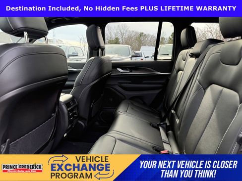 New 2025 Jeep Grand Cherokee Limited AWD/4WD image 13