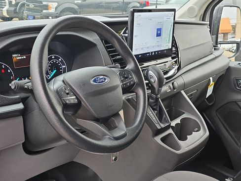 Certified 2025 Ford Transit 350 XLT image 14
