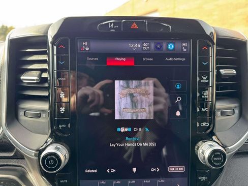 Used 2025 RAM 1500 Laramie AWD/4WD image 27