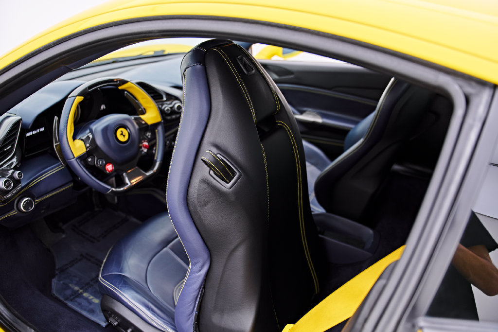 Used 2017 Ferrari 488 GTB RWD image 55
