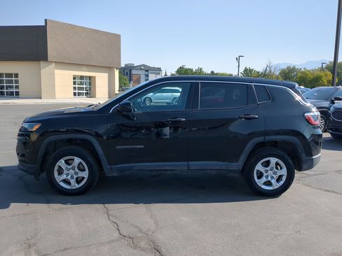 Used 2022 Jeep Compass Sport AWD/4WD image 9