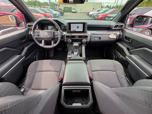 Used 2026 Toyota Tacoma SR5 AWD/4WD image 24